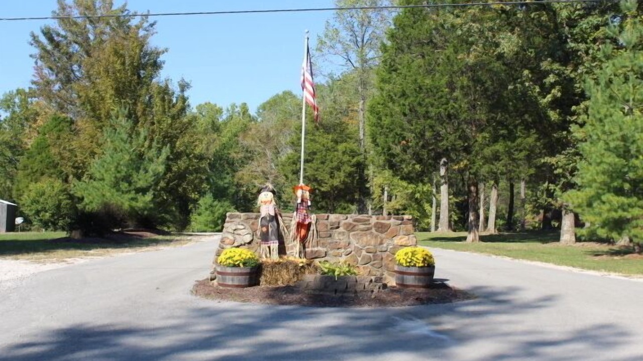 Photo of Outdoor in Schnellville