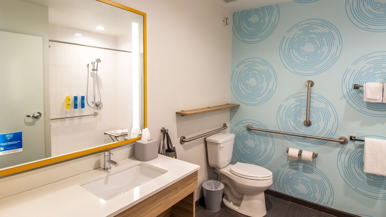 Photo of Bathroom in Niceville