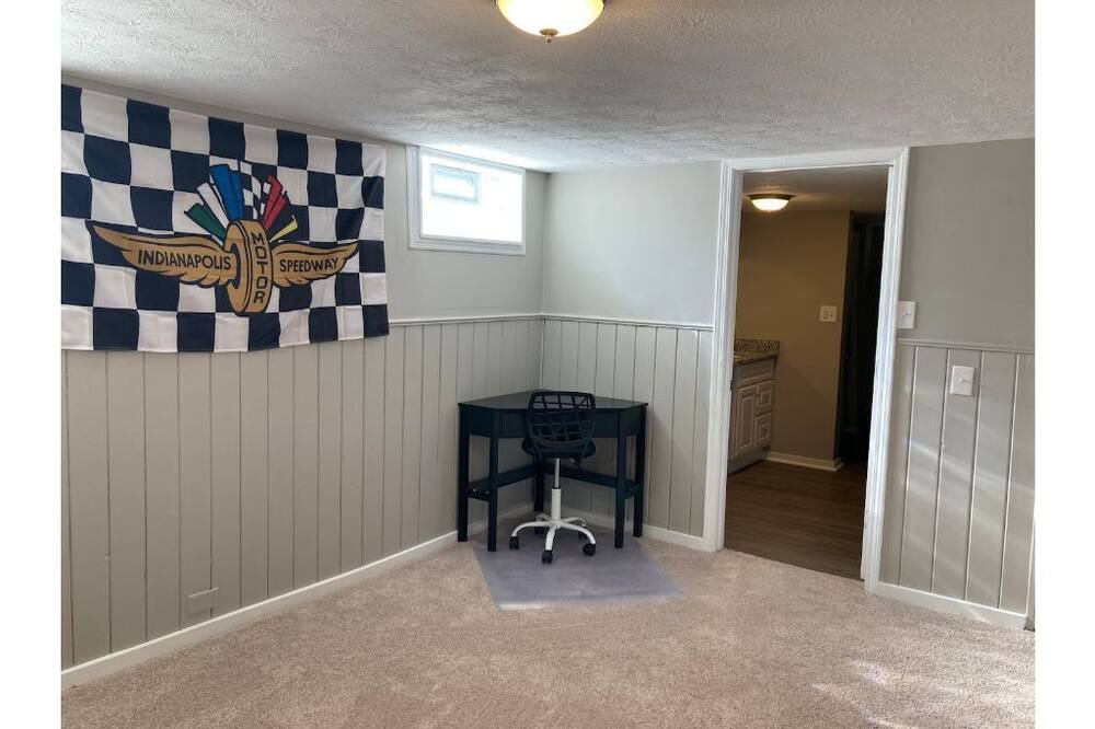 Photo of Bedroom in Speedway