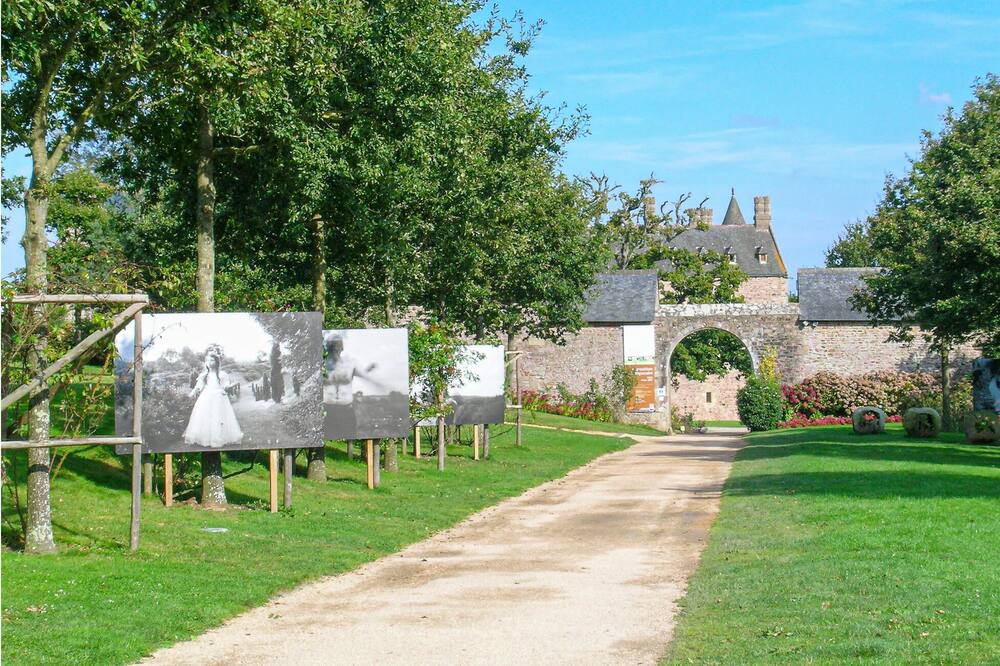 Photo of Others in Begard