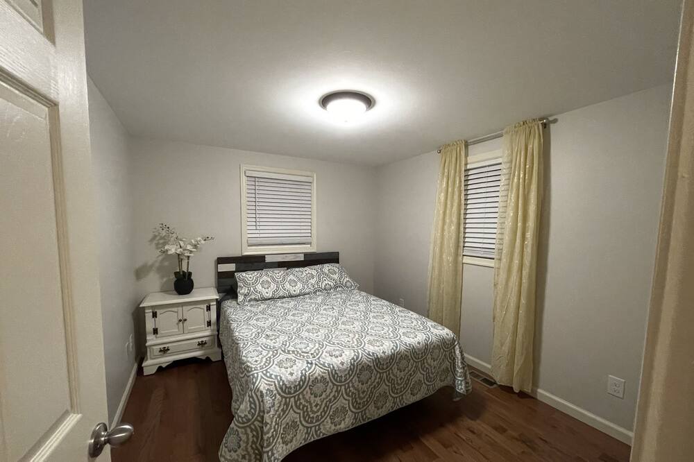 Photo of Bedroom in High Point