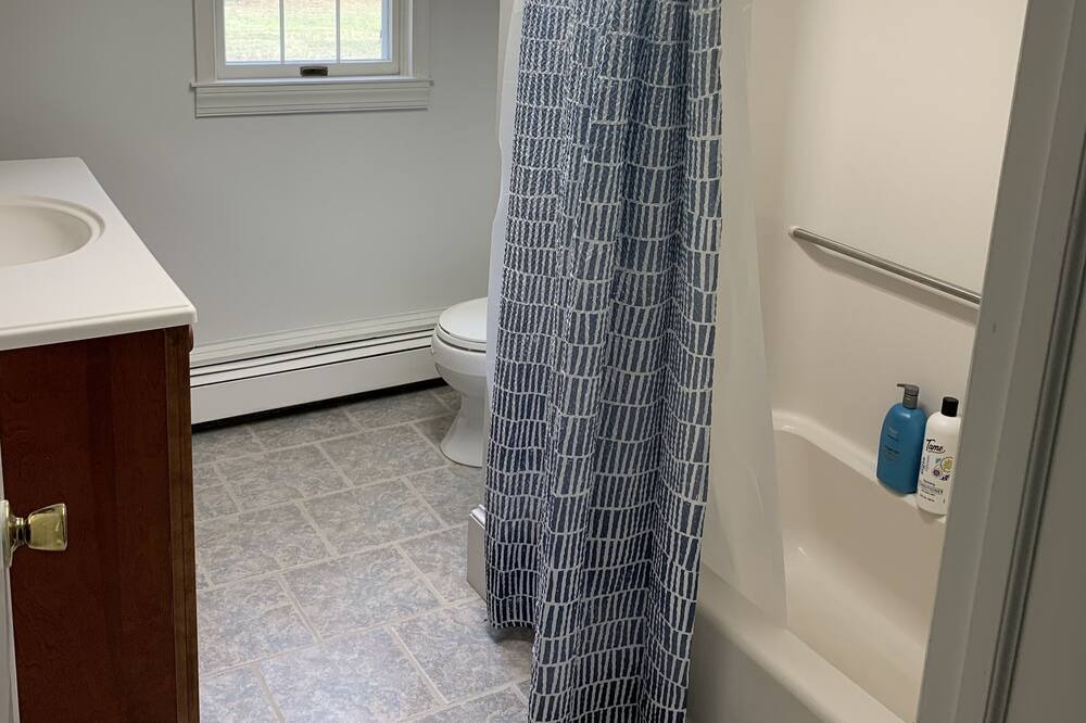 Photo of Bathroom in Machipongo