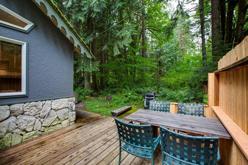 Photo of Patio Balcony in Warnick