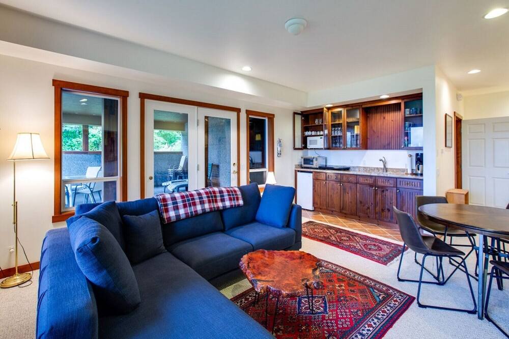 Photo of Livingroom in Whatcom County