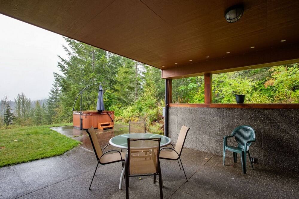 Photo of Patio Balcony in Whatcom County