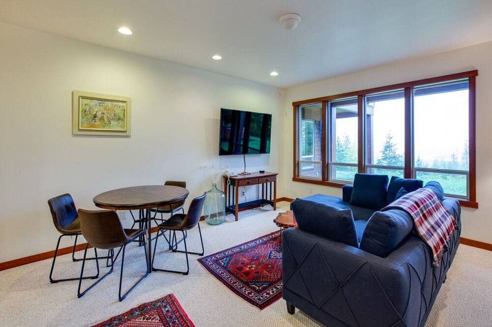Photo of Livingroom in Whatcom County