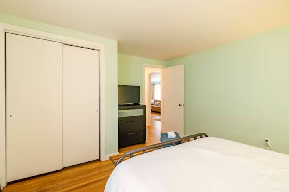 Photo of Bedroom in Harwich Center