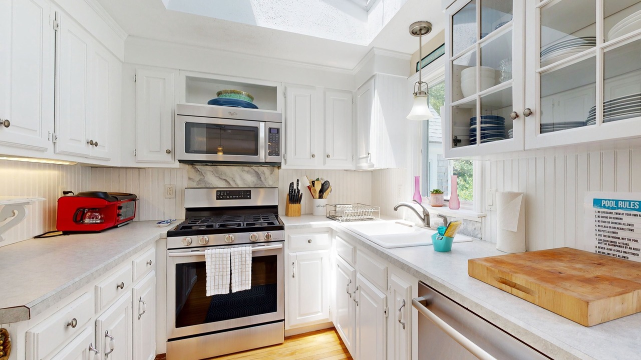 Photo of Kitchen in West Barnstable