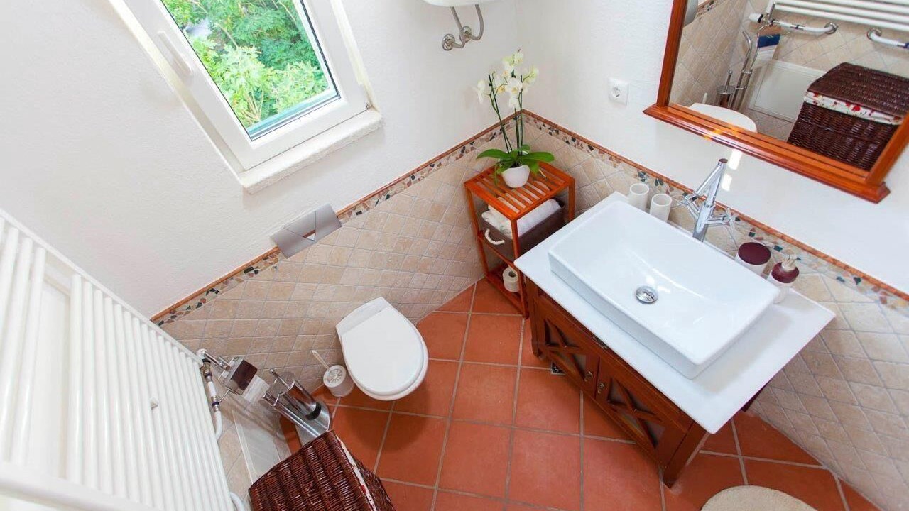 Photo of Bathroom in Bast