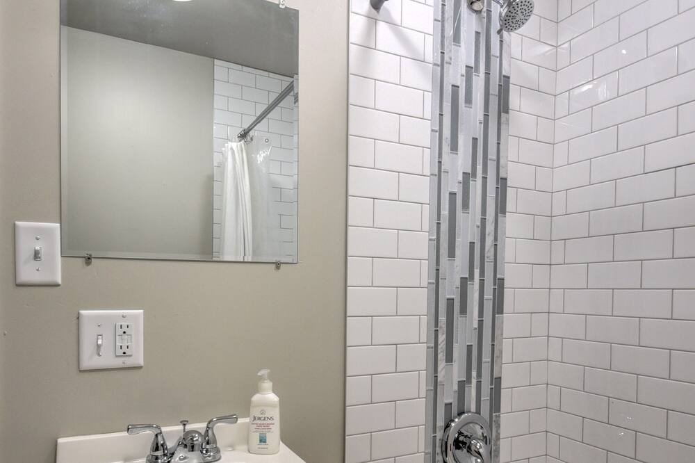 Photo of Bathroom in Gary