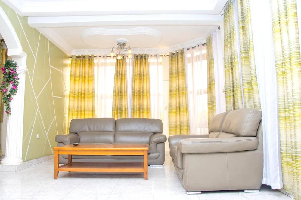 Photo of Livingroom in Kinshasa