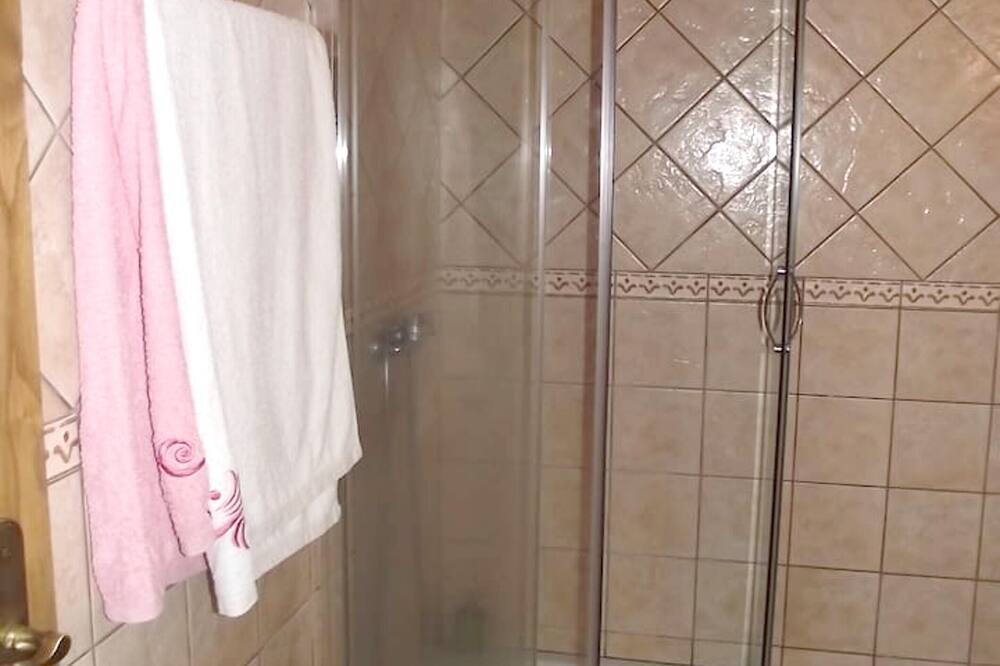 Photo of Bathroom in Canadelo