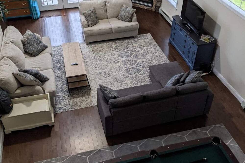 Photo of Livingroom in Danvers