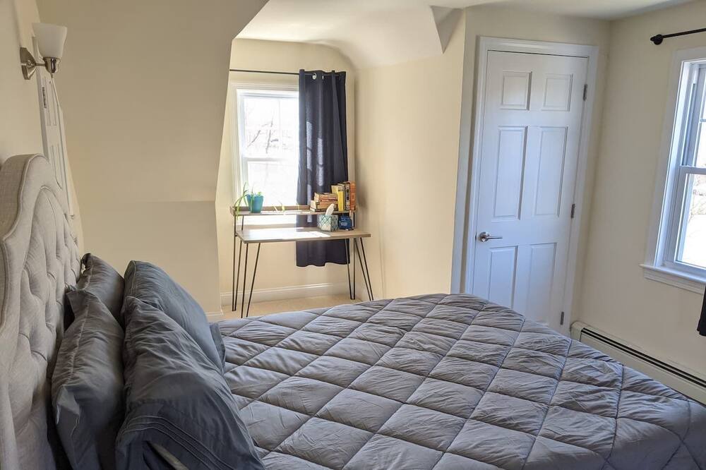 Photo of Bedroom in Danvers