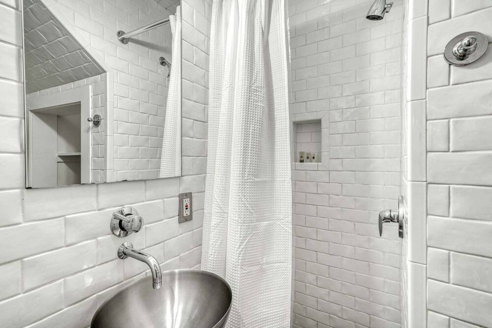 Photo of Bathroom in Seaside