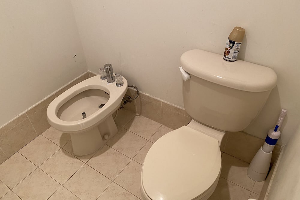 Photo of Bathroom in Tamiami
