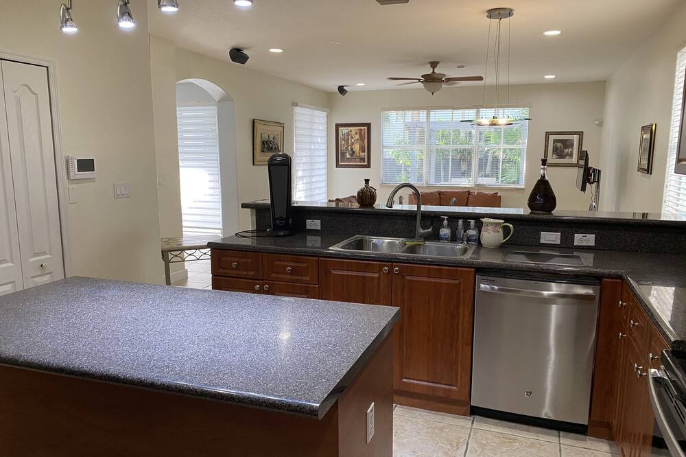 Photo of Kitchen in Tamiami