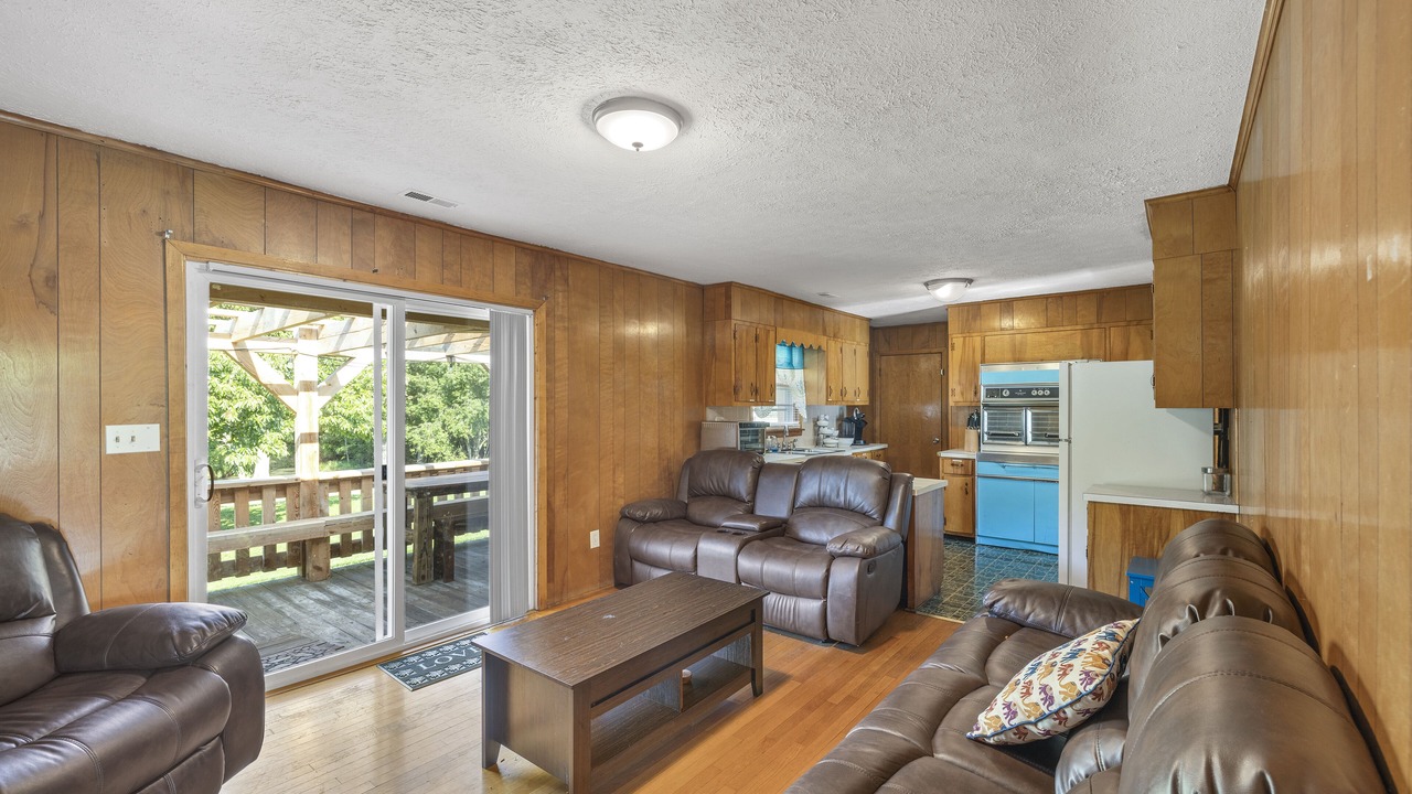 Photo of Livingroom in North Tazewell