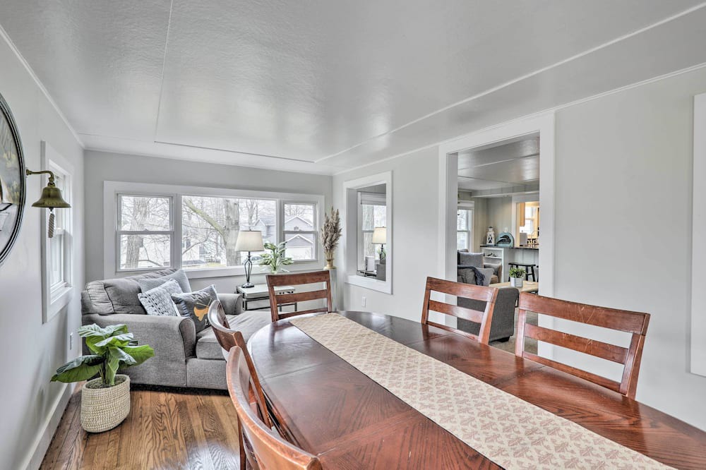 Photo of Bedroom in Town of Owasco