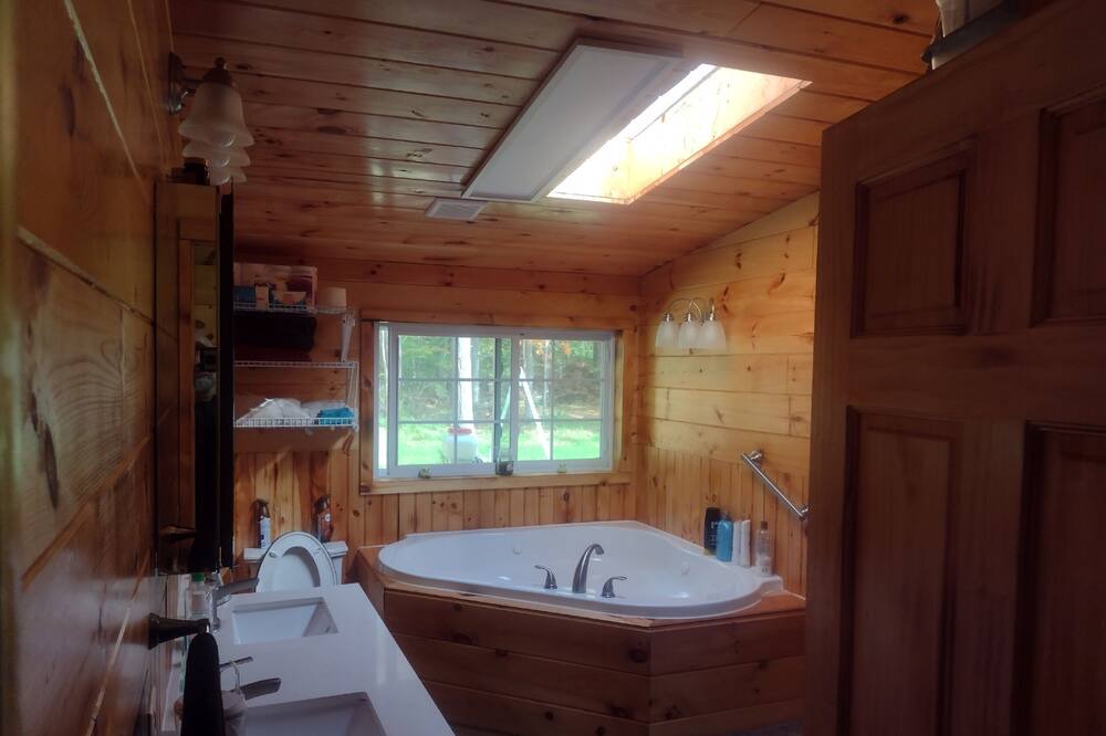 Photo of Bathroom in Forestport