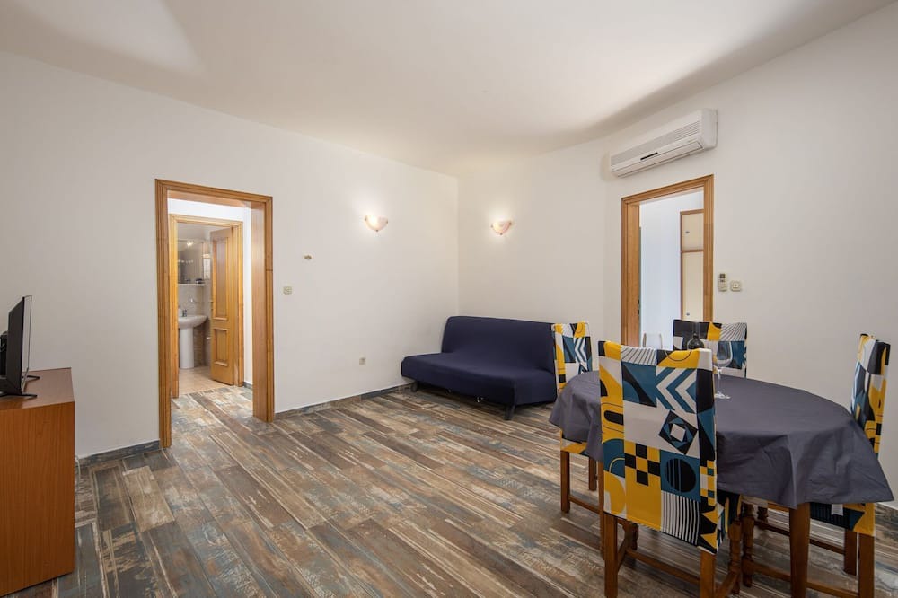 Photo of Livingroom in Rab Town