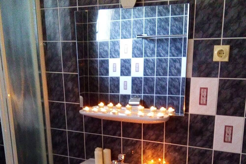 Photo of Bathroom in Buici