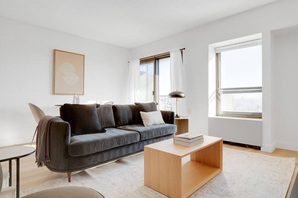 Photo of Livingroom in Allston
