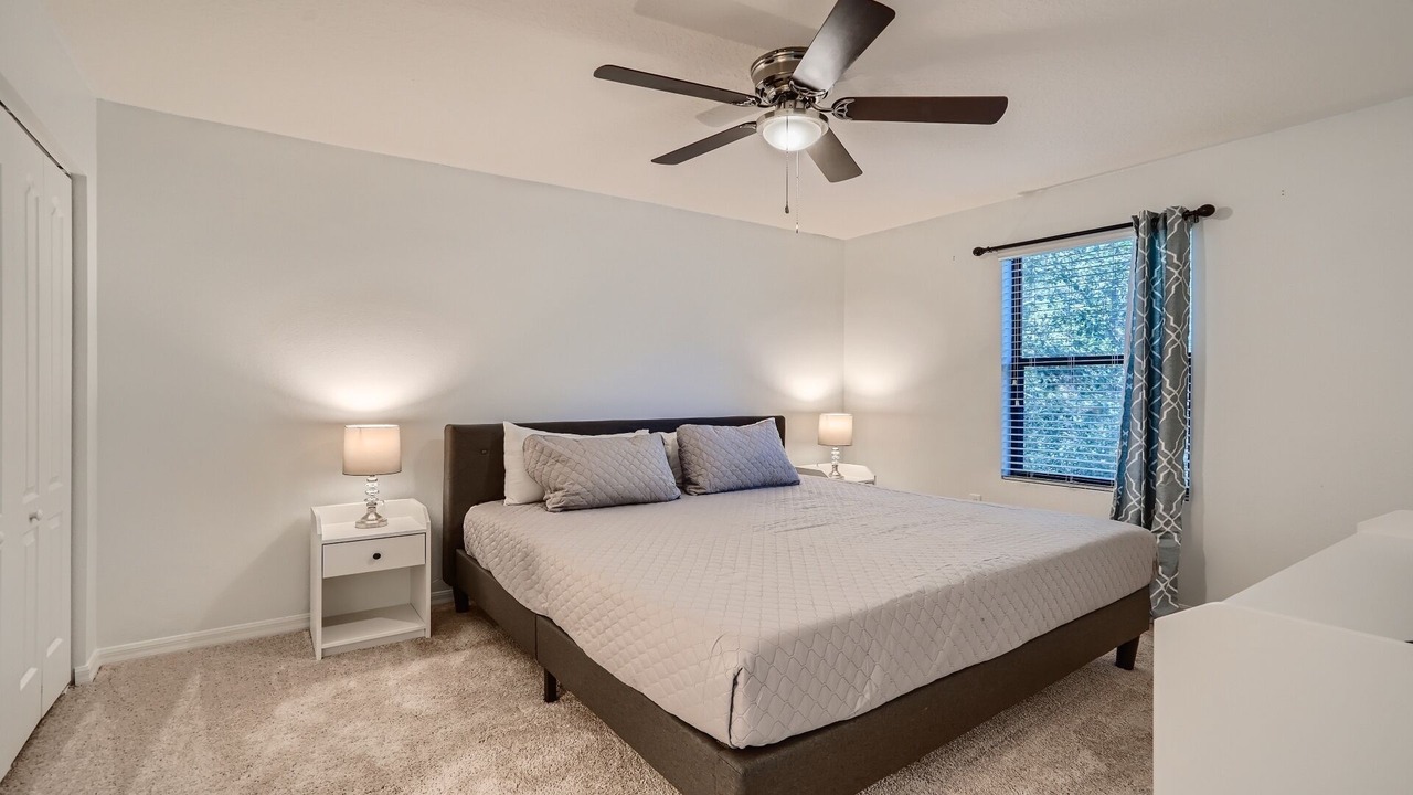 Photo of Bedroom in Cypress Pointe