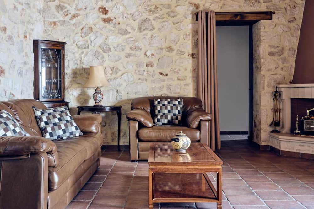 Photo of Livingroom in Anafonitria
