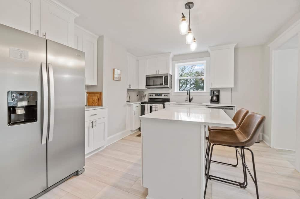 Photo of Kitchen in Nassawadox
