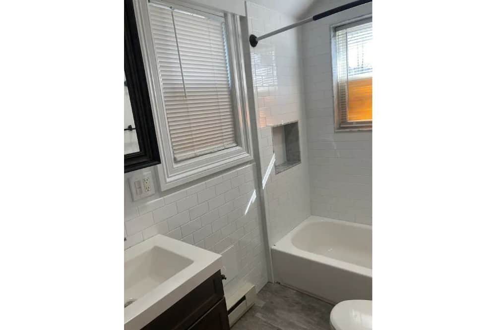 Photo of Bathroom in Miller Place