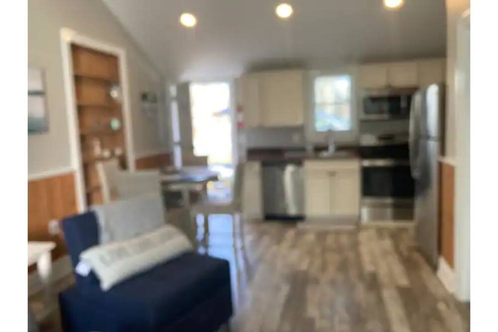 Photo of Livingroom in Miller Place
