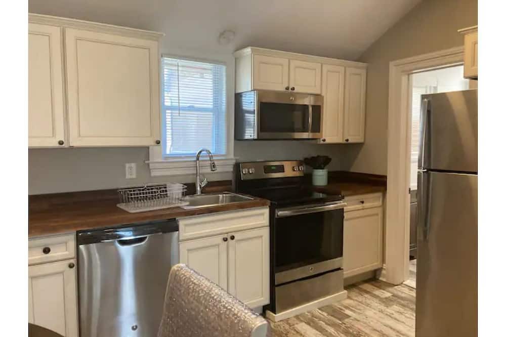 Photo of Kitchen in Miller Place