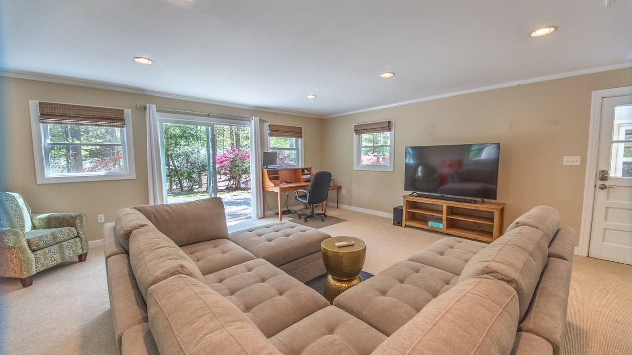 Photo of Livingroom in Weems