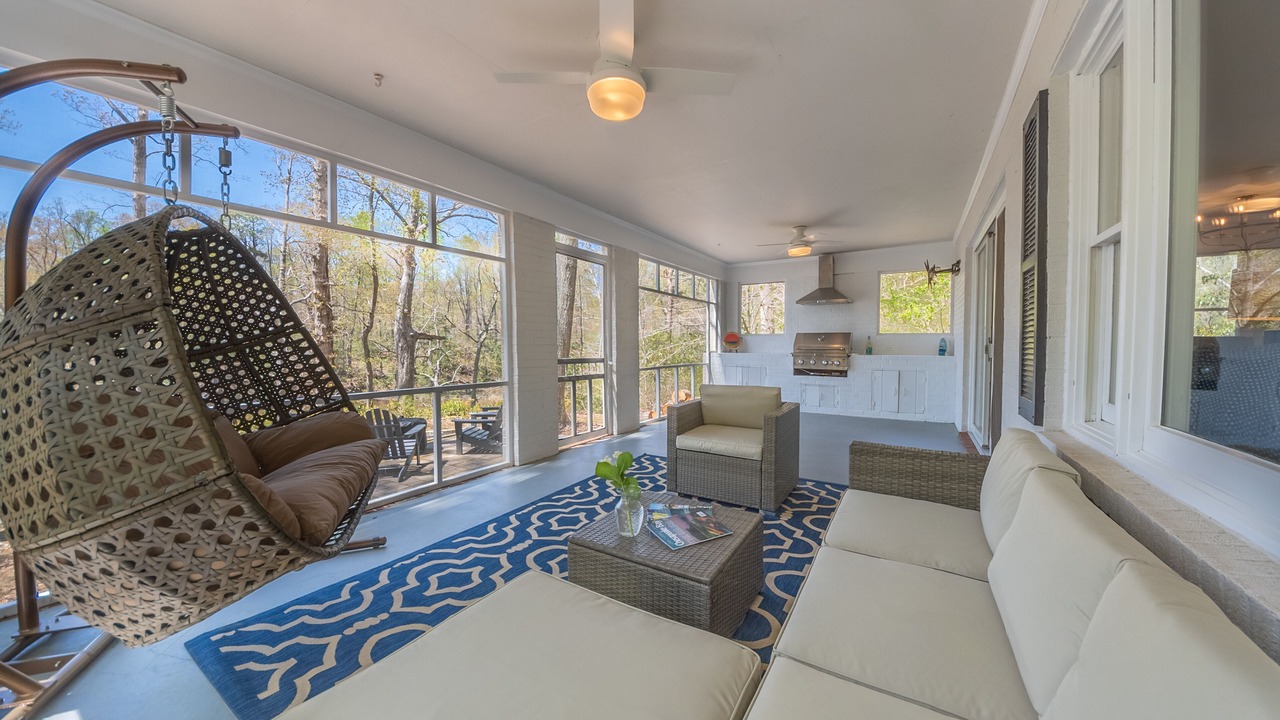 Photo of Patio Balcony in Weems