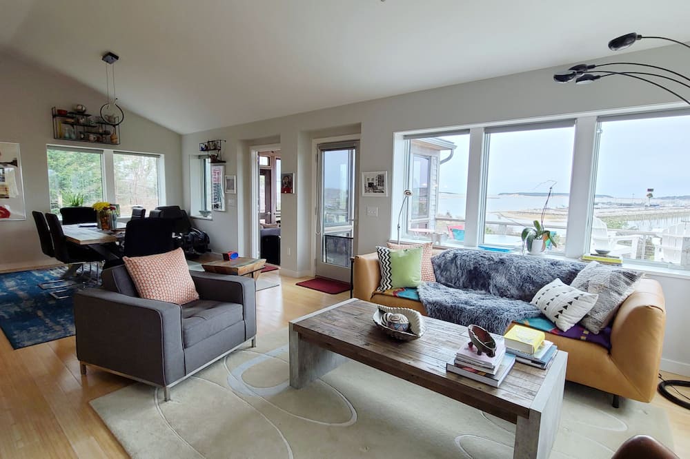 Photo of Bedroom in Wellfleet