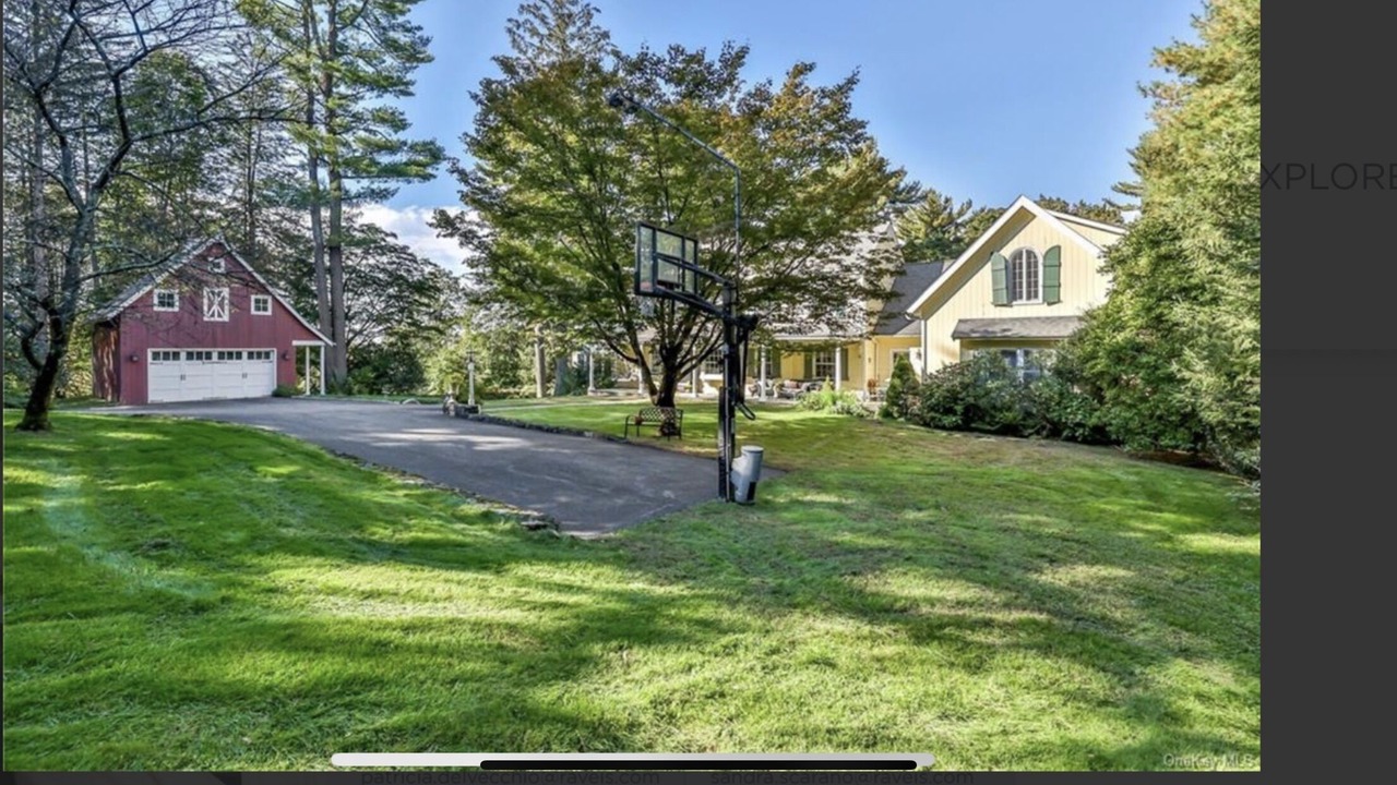 Photo of Outdoor in Pleasantville