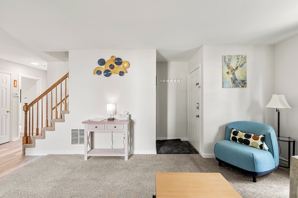 Photo of Livingroom in Chesterfield