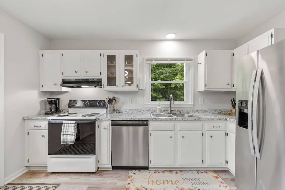 Photo of Kitchen in Chesterfield
