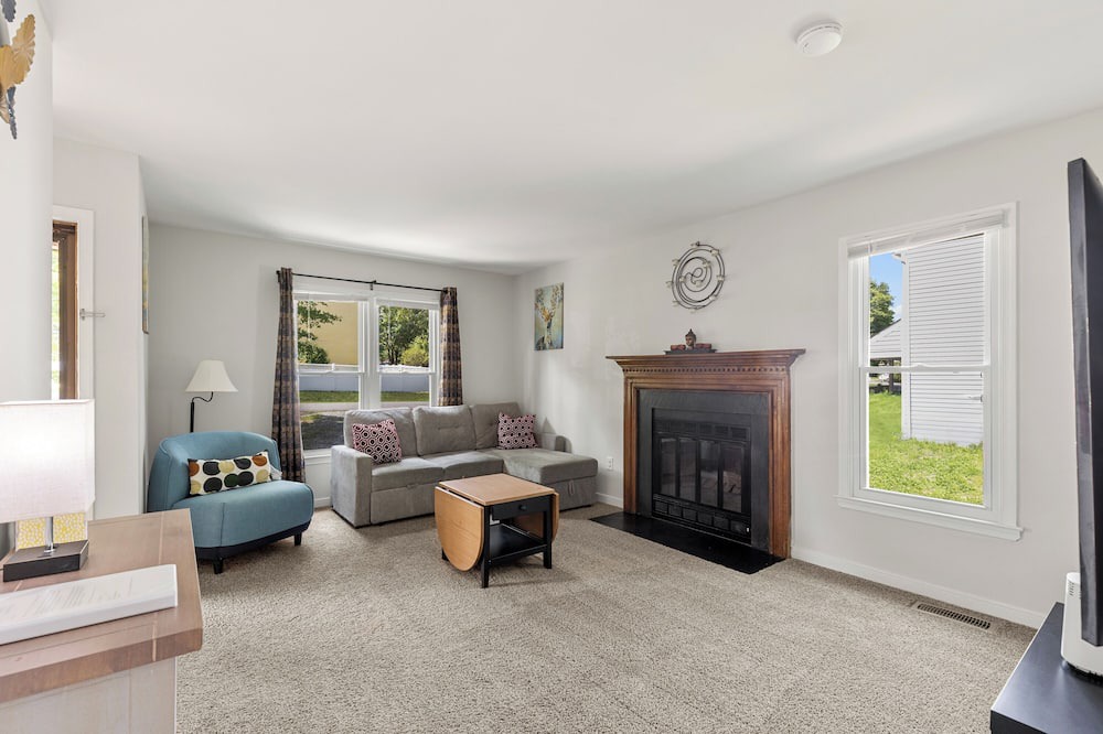 Photo of Livingroom in Chesterfield