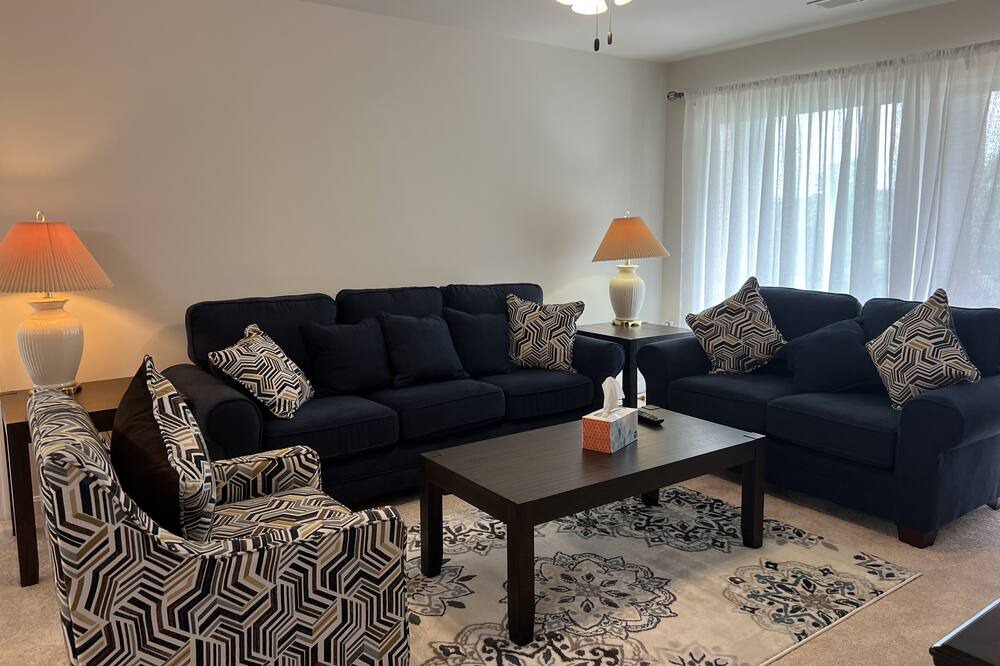 Photo of Livingroom in Woodbridge