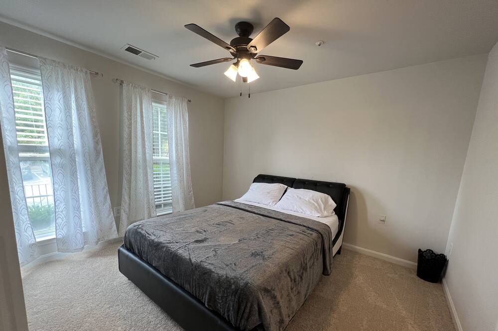 Photo of Bedroom in Woodbridge