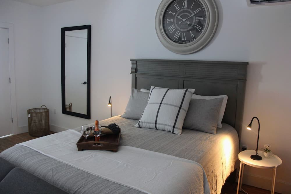 Photo of Bedroom in The Roads