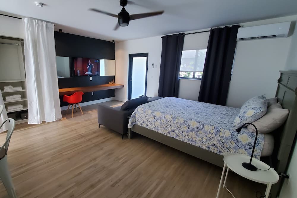 Photo of Bedroom in The Roads