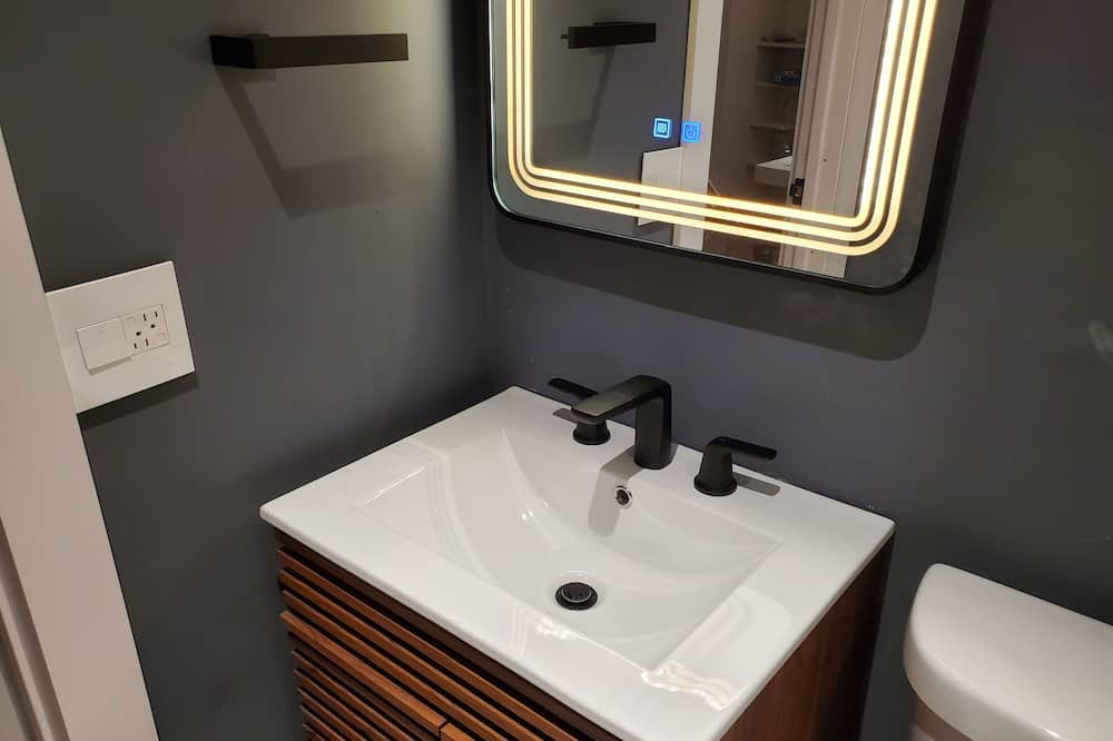 Photo of Bathroom in The Roads