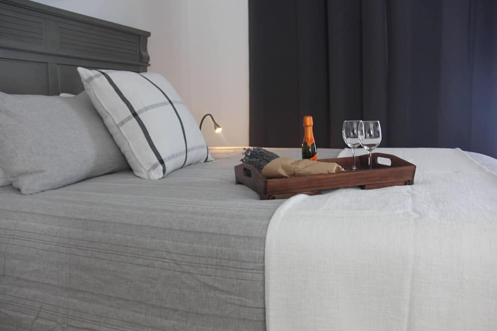 Photo of Bedroom in The Roads