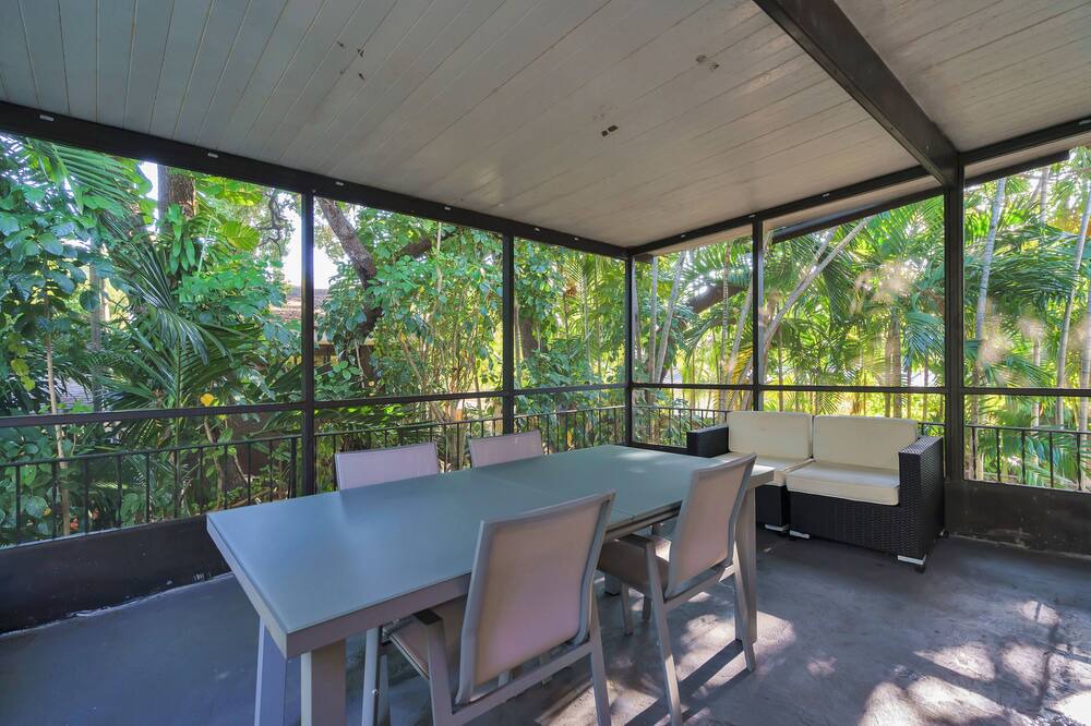 Photo of Patio Balcony in Northeast Coconut Grove