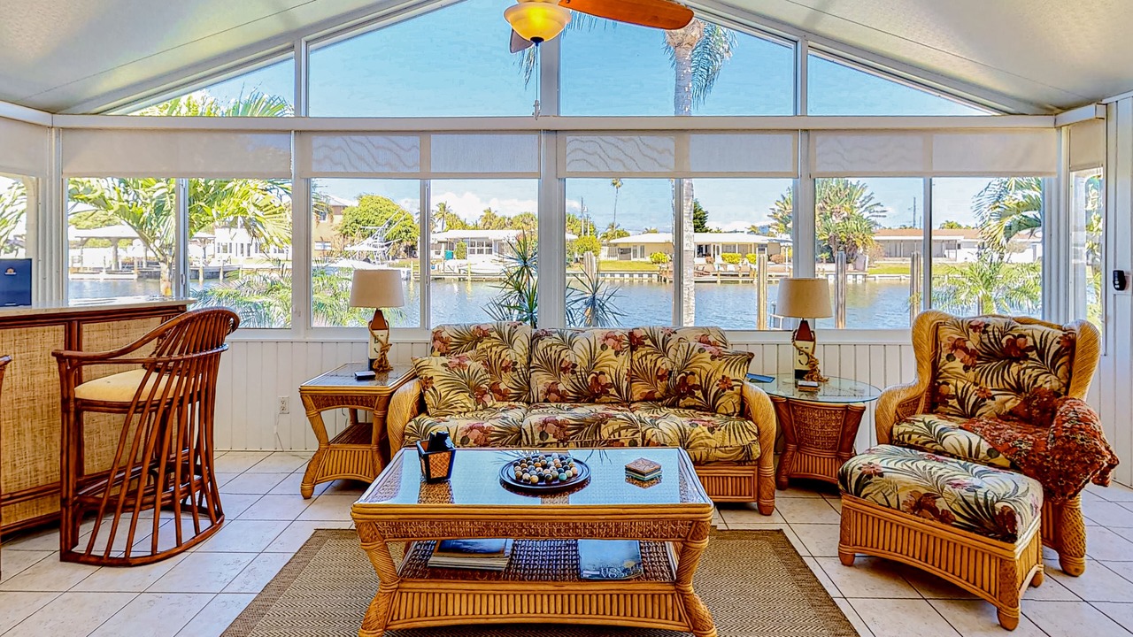 Photo of Others in Cocoa Isles