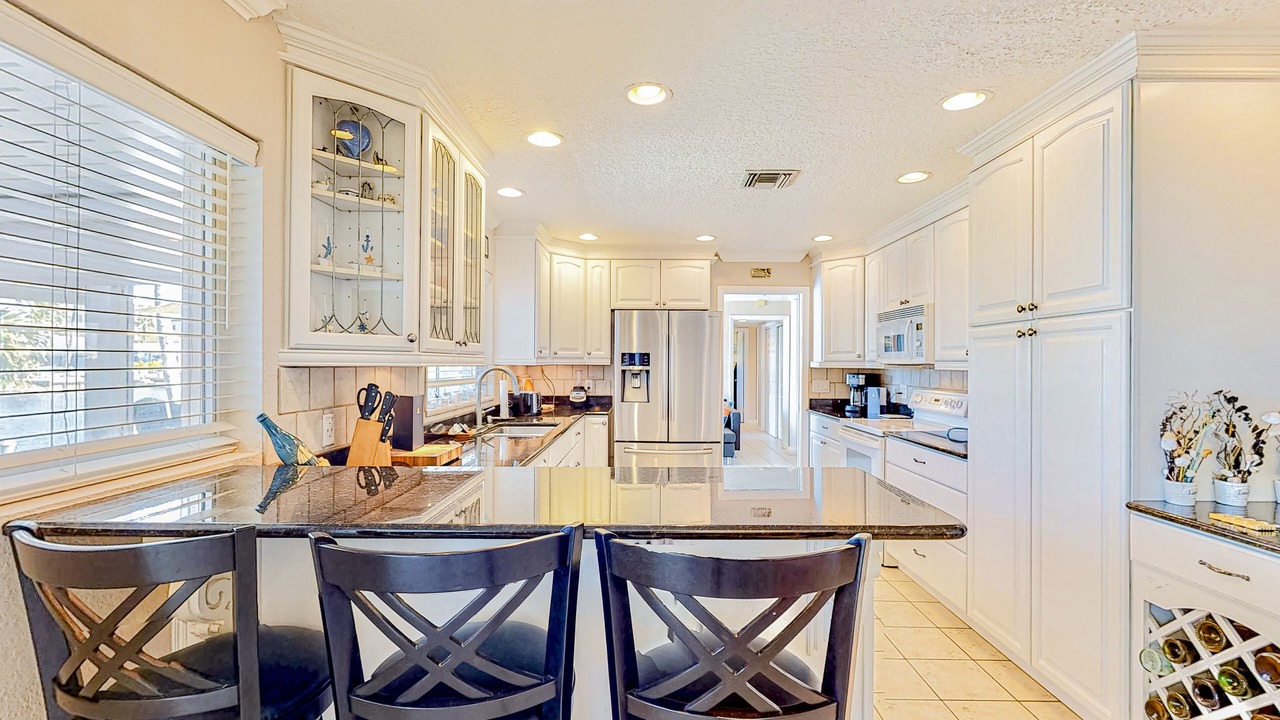 Photo of Kitchen in Cocoa Isles