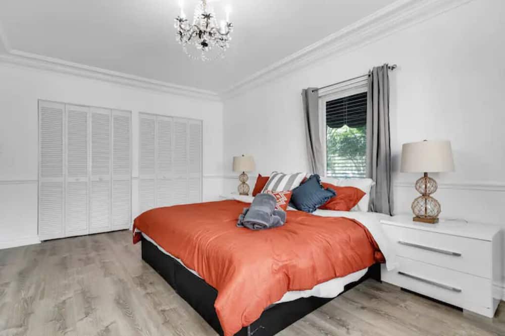 Photo of Bedroom in The Roads